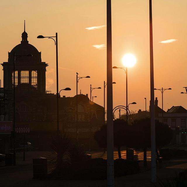Marine Villa Hotel & Suites - Close To Beach, Train Station & Southend Airport Eksteriør bilde